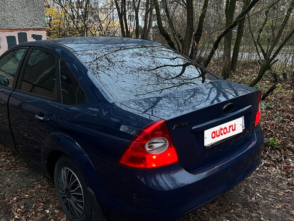 2011 Ford Focus II Рестайлинг, синий, 600000 рублей - вид 4