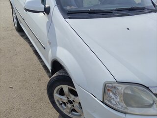 2012 Renault Logan I Рестайлинг, белый, 450000 рублей, вид 2