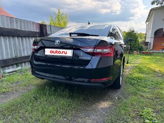 2017 Skoda Superb III, чёрный, 1800000 рублей, вид 3