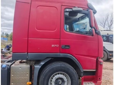 2013 Volvo FM, коричневый, 2500000 рублей - вид 4