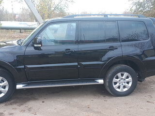 2012 Mitsubishi Pajero IV Рестайлинг 1, чёрный, 3000000 рублей, вид 5