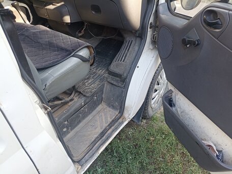 2003 Ford Transit, белый, 530000 рублей, вид 3