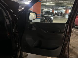 2013 Nissan Navara (Frontier) III (D40) Рестайлинг, коричневый, 1850000 рублей, вид 5