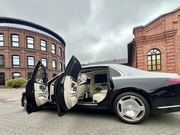 2022 Mercedes-Benz Maybach S-Класс 580 II (Z223), чёрный, 16000000 рублей - вид 10