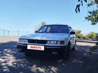 1988 Mitsubishi Galant VI, белый, 195000 рублей, вид 4