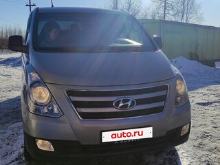2013 Hyundai H-1 II, серебристый, 2000000 рублей, вид 2
