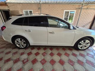 2014 Chevrolet Cruze I Рестайлинг, белый, 1200000 рублей, вид 2