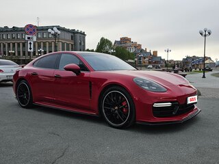 2019 Porsche Panamera GTS II, красный, 8700000 рублей, вид 3