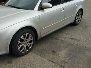 2007 Audi A4 8V III (B7), серебристый, 700000 рублей, вид 3