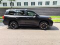 2013 Toyota Land Cruiser 200 Series Рестайлинг 1, чёрный, 4749000 рублей - вид 3