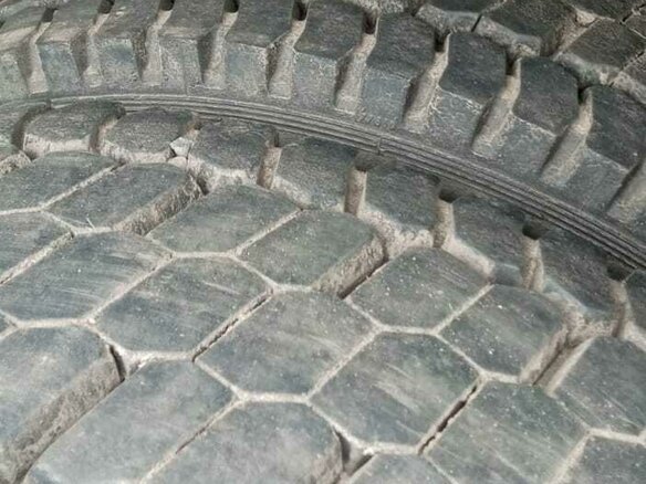 2004 Mercedes-Benz Actros, белый, 2550000 рублей - вид 3