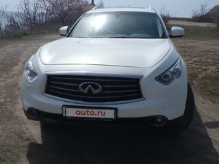 2013 Infiniti FX37 II (S51) Рестайлинг, белый, 2000000 рублей, вид 2