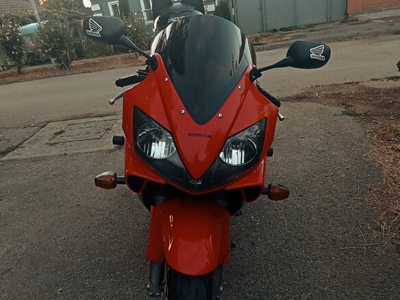 2001 Honda CBR 600F, красный, 400000 рублей - вид 1