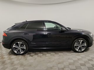 2019 Audi Q8 45 TDI I (4M), чёрный, 6125000 рублей, вид 4