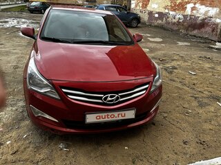 2015 Hyundai Solaris I Рестайлинг, красный, 1050000 рублей, вид 1