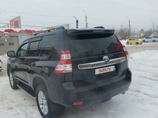 2014 Toyota Land Cruiser Prado 150 Series Рестайлинг 1, чёрный, 4200000 рублей, вид 4