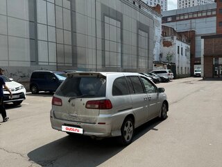 2001 Nissan Prairie III (M12), серебристый, 310000 рублей, вид 5