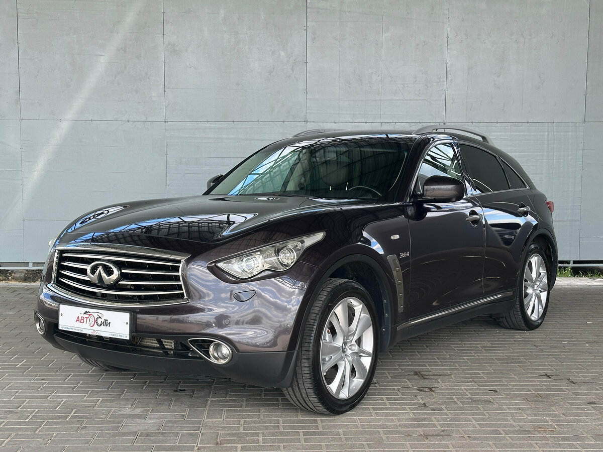 Открыть фотографии: Infiniti QX70