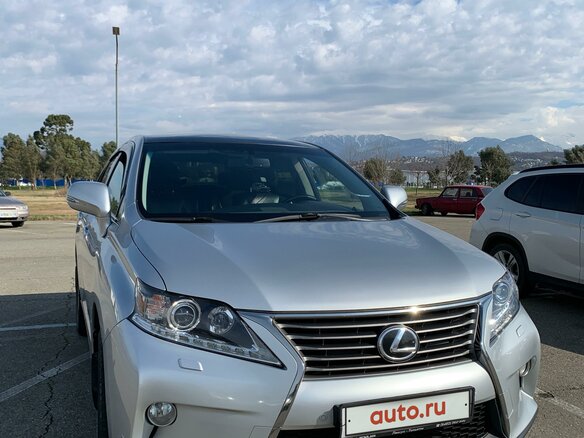 2015 Lexus RX 350 III Рестайлинг, серебристый, 3600000 рублей - вид 3