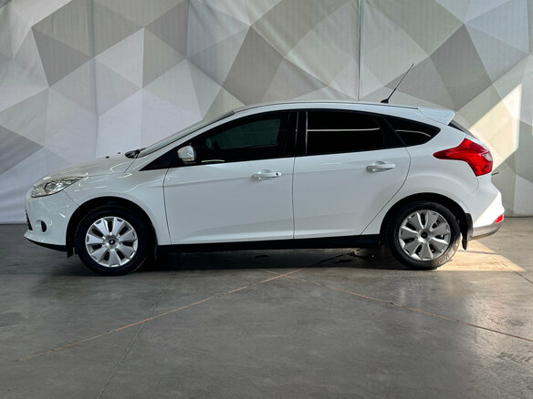 2012 Ford Focus III, белый - вид 7