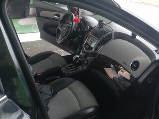 2013 Chevrolet Cruze I Рестайлинг, чёрный, 750000 рублей, вид 2