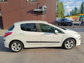 2010 Peugeot 308 I, белый, 420000 рублей, вид 2