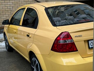 2007 Chevrolet Aveo I Рестайлинг, жёлтый, 250000 рублей, вид 3