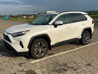 2025 Toyota RAV4 V (XA50), белый, 4800000 рублей, вид 2