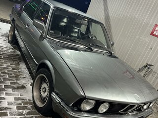 1985 BMW 5 серии 520i II (E28), серый, 350000 рублей, вид 2
