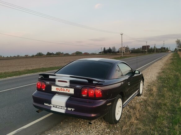 1996 Ford Mustang IV, фиолетовый