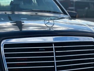 1988 Mercedes-Benz W124 230, синий, 370000 рублей, вид 2