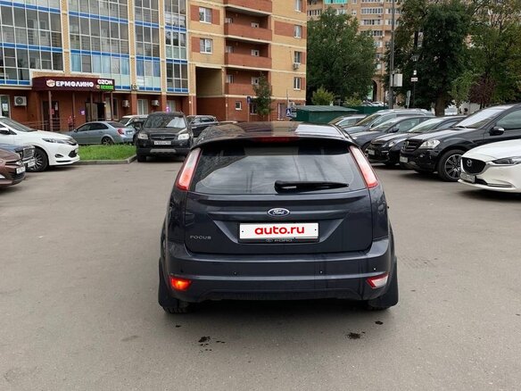 2010 Ford Focus II Рестайлинг, серый, 750000 рублей - вид 15