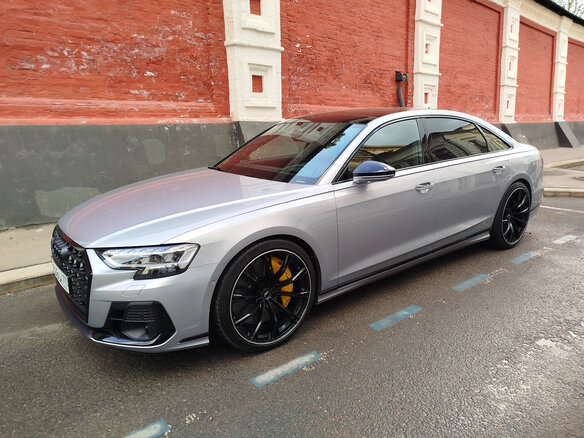 2022 Audi S8 IV (D5) Рестайлинг, серый, 18000000 рублей - вид 3