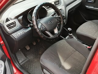 2012 Kia Rio 5-speed III, красный, 950000 рублей, вид 4