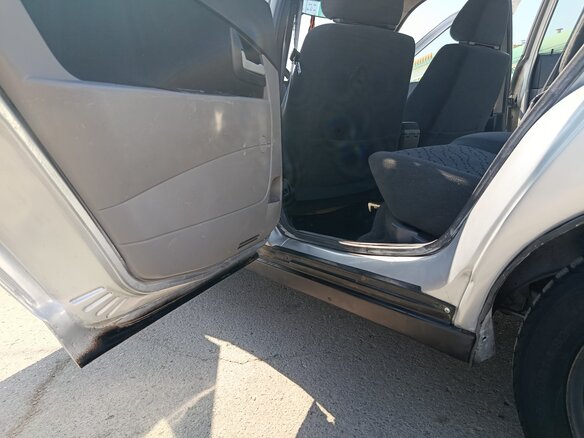 2009 Lada (ВАЗ) Priora I, серебристый, 500000 рублей - вид 24