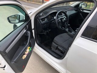 2014 Skoda Octavia III (A7), белый, 500000 рублей, вид 4