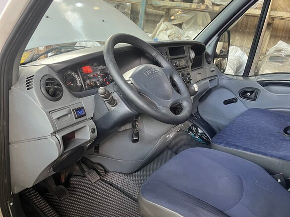 2007 Iveco Daily, белый, 1500000 рублей - вид 12