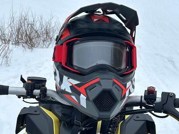 2017 BRP Ski-Doo Summit 850, жёлтый, 1000000 рублей - вид 13