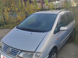 1999 Volkswagen Sharan I, серебристый, 150000 рублей, вид 2