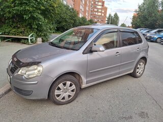 2005 Volkswagen Polo IV Рестайлинг, серебристый, 550000 рублей, вид 2