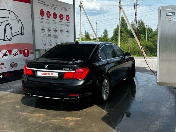 2011 BMW 7 серии Long 760Li V (F01/F02/F04), чёрный, 2600000 рублей - вид 4