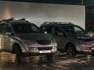 2009 SsangYong Kyron 4-speed I Рестайлинг, серебристый, 830000 рублей, вид 2