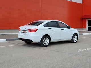 2018 Lada (ВАЗ) Vesta I, белый, 770000 рублей, вид 4