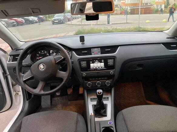 2014 Skoda Octavia III (A7), белый - вид 12
