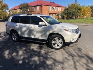 2011 Toyota Highlander II (XU40) Рестайлинг, белый, 1999000 рублей, вид 4