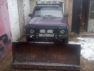 2001 Lada (ВАЗ) 2121 (4x4) I Рестайлинг, фиолетовый, 650000 рублей, вид 1