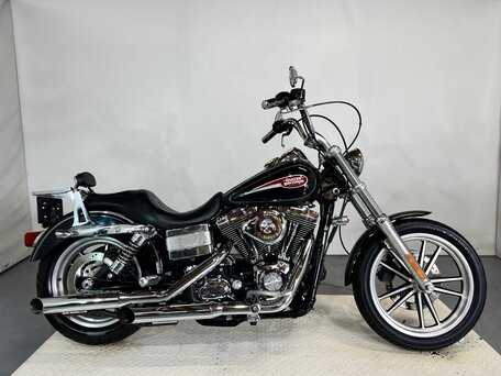 2006 Harley-Davidson Dyna Low Rider, чёрный, 540000 рублей, вид 1