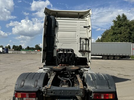 2011 Volvo FH, белый, 5200000 рублей, вид 5