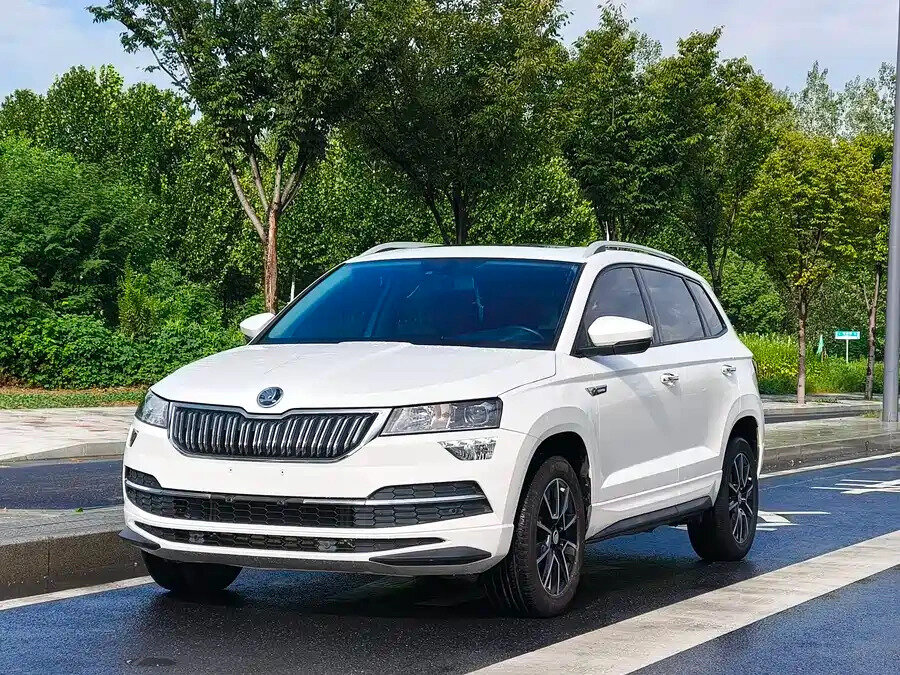 Открыть фотографии: Skoda Karoq I Рестайлинг