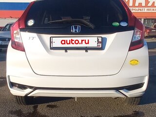 2019 Honda Fit III Рестайлинг, белый, 1100000 рублей, вид 3